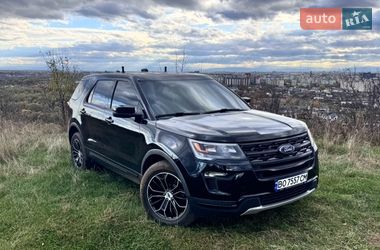 Позашляховик / Кросовер Ford Explorer 2017 в Шепетівці