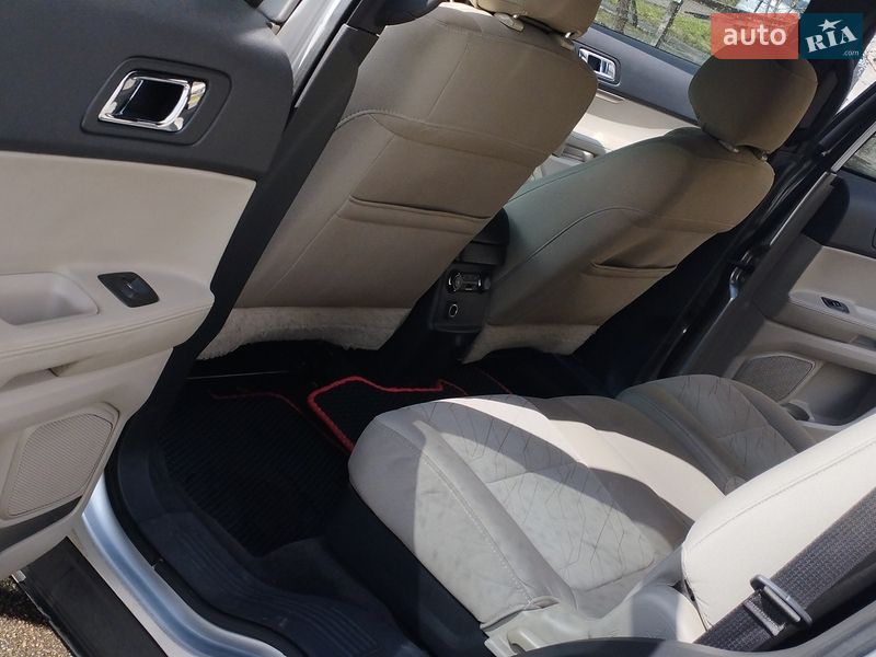 Позашляховик / Кросовер Ford Explorer 2013 в Києві