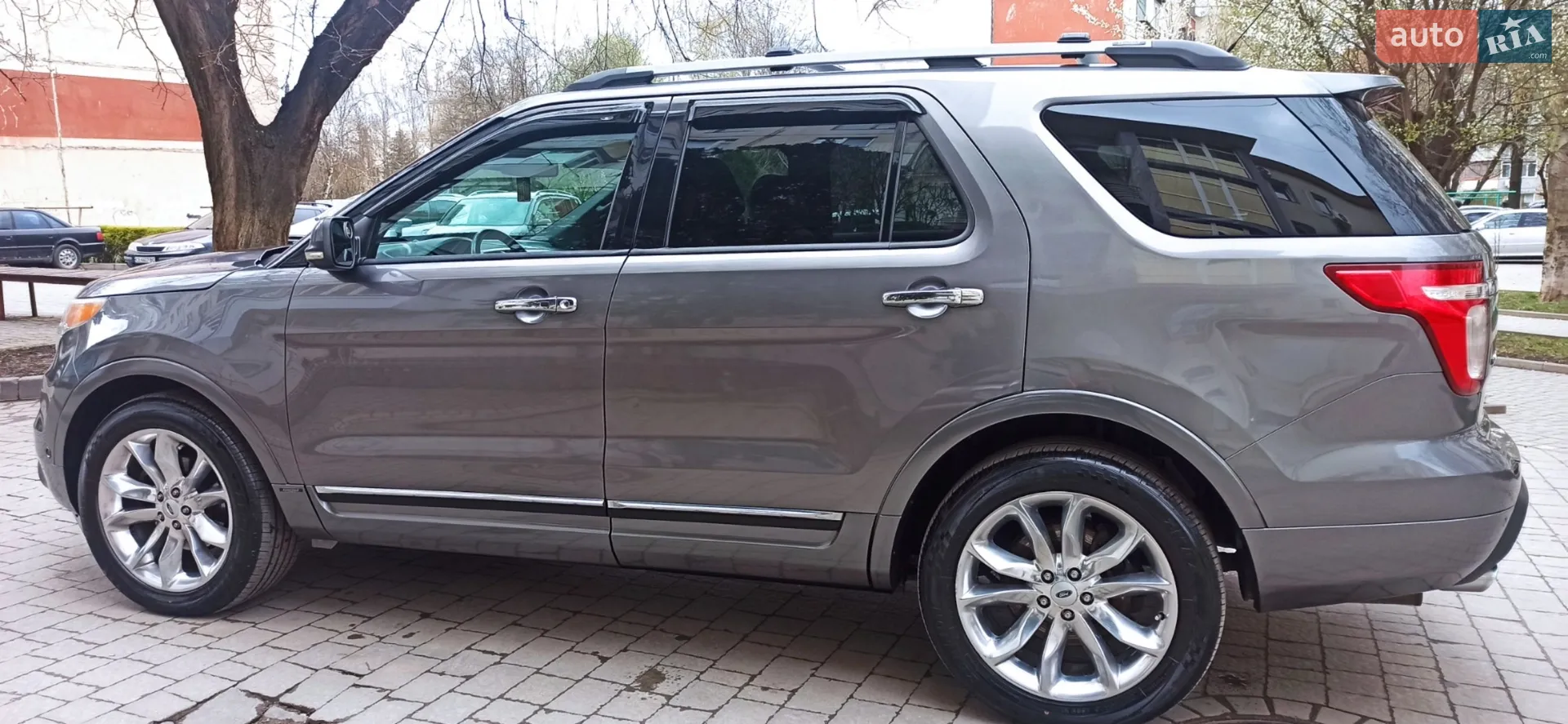 2011 Ford Explorer - мініатюра 30