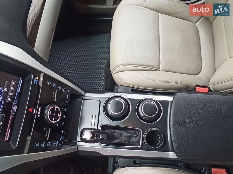 Позашляховик / Кросовер Ford Explorer 2011 в Чернівцях