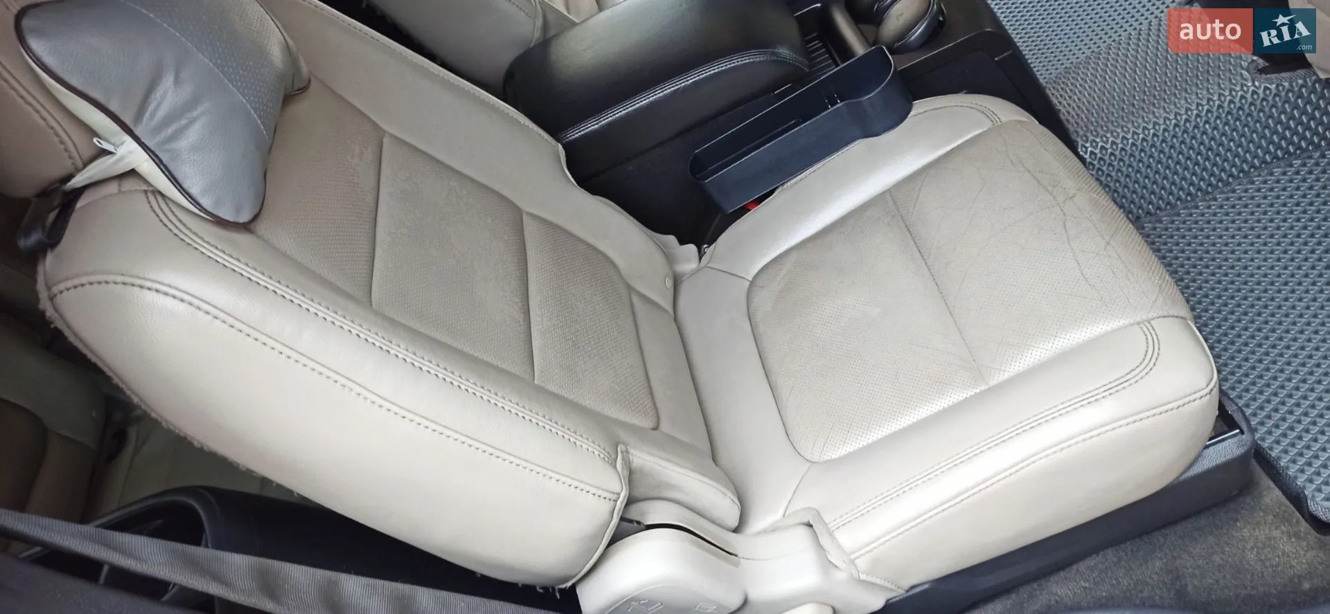 2011 Ford Explorer - мініатюра 70
