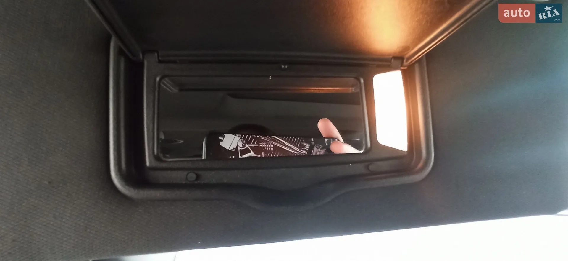 2011 Ford Explorer - мініатюра 121