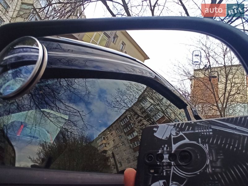 Позашляховик / Кросовер Ford Explorer 2011 в Чернівцях