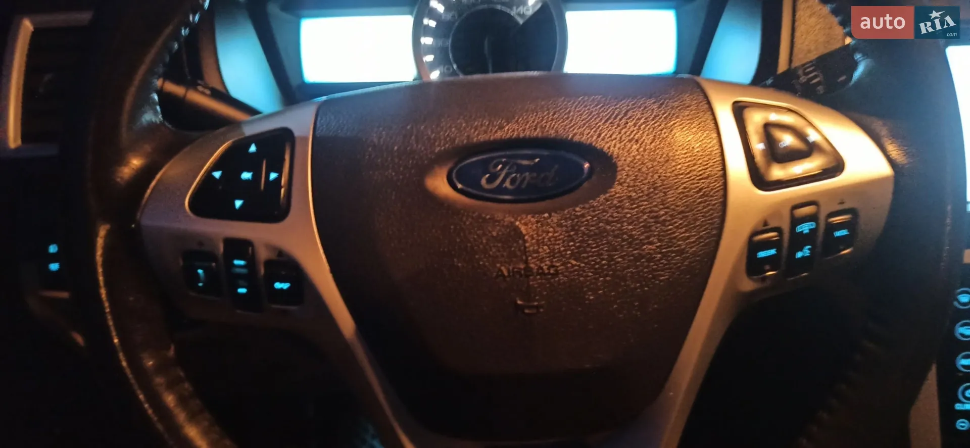 2011 Ford Explorer - мініатюра 106