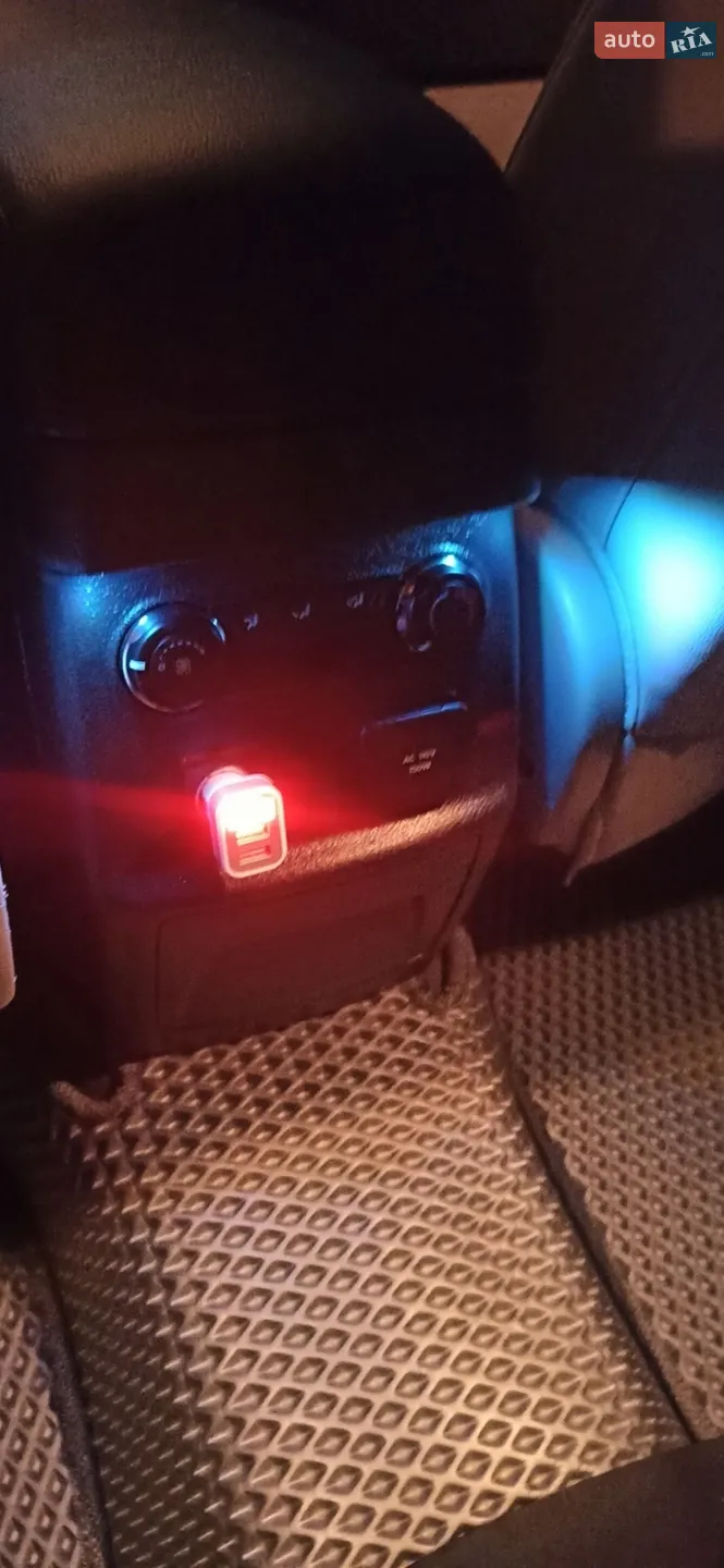 2011 Ford Explorer - мініатюра 110