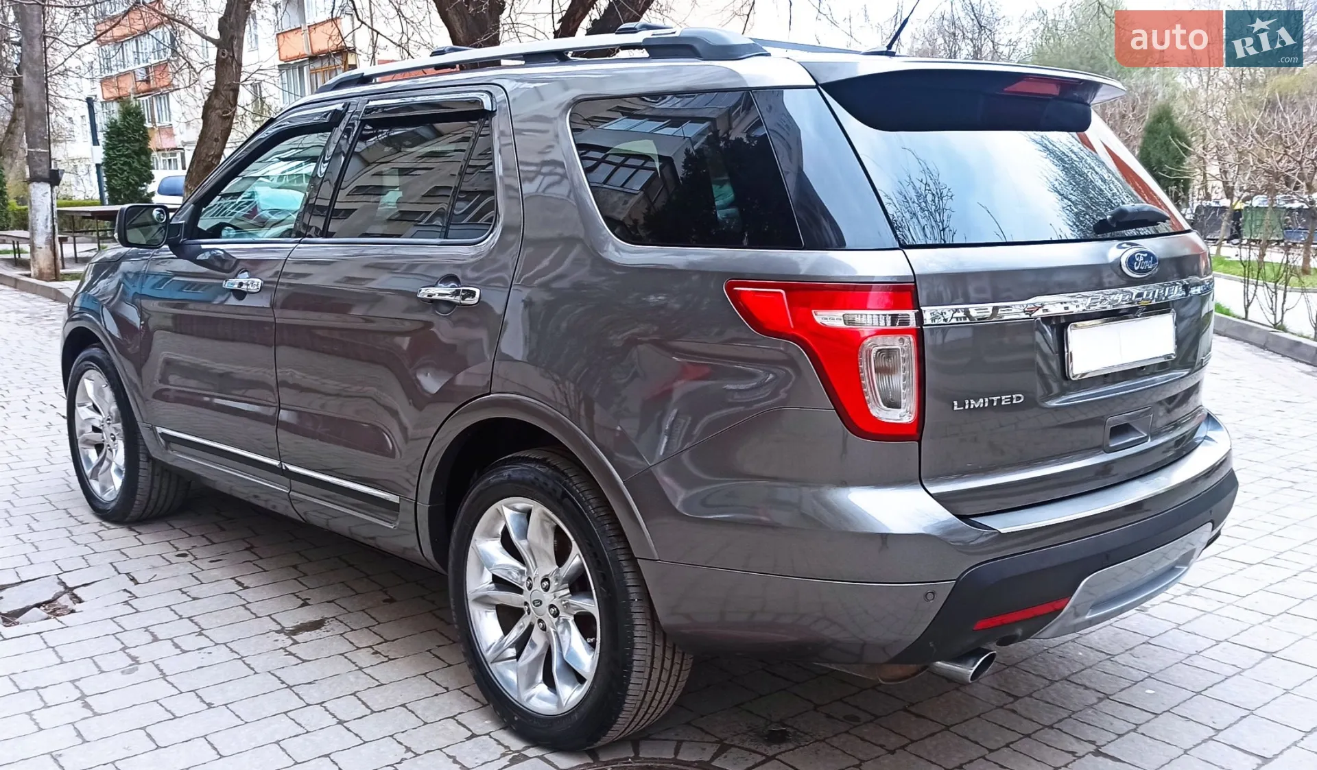 2011 Ford Explorer - мініатюра 26