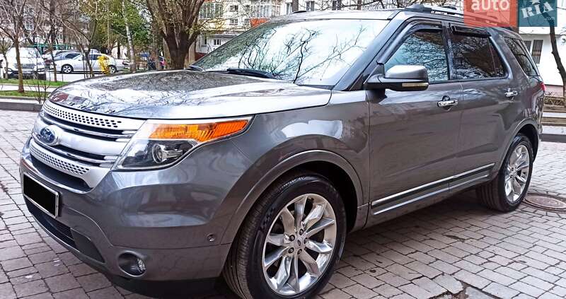 Позашляховик / Кросовер Ford Explorer 2011 в Чернівцях