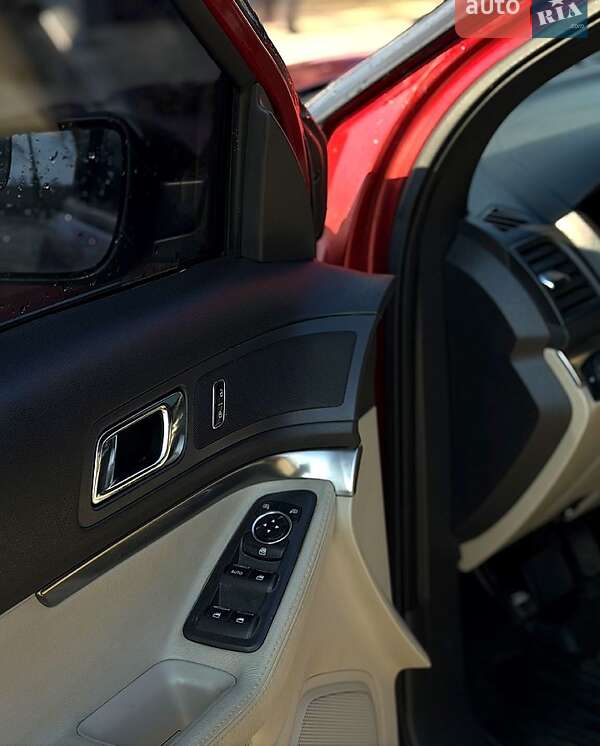 Позашляховик / Кросовер Ford Explorer 2014 в Вінниці