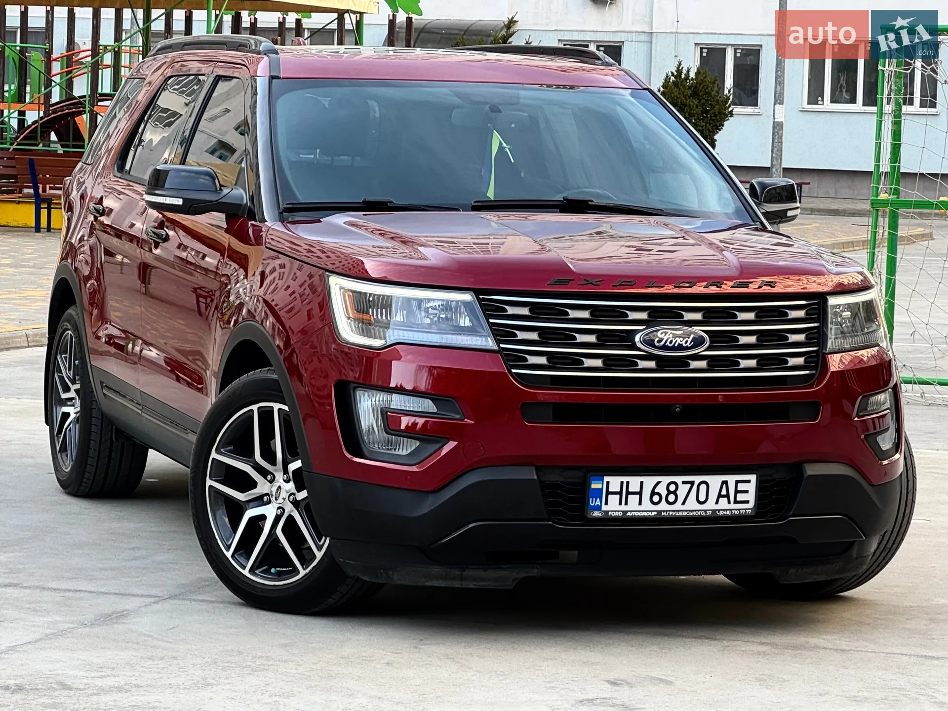 2017 Ford Explorer - фото 1