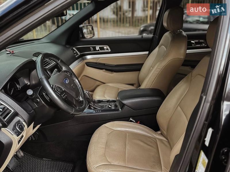 Позашляховик / Кросовер Ford Explorer 2017 в Миколаєві