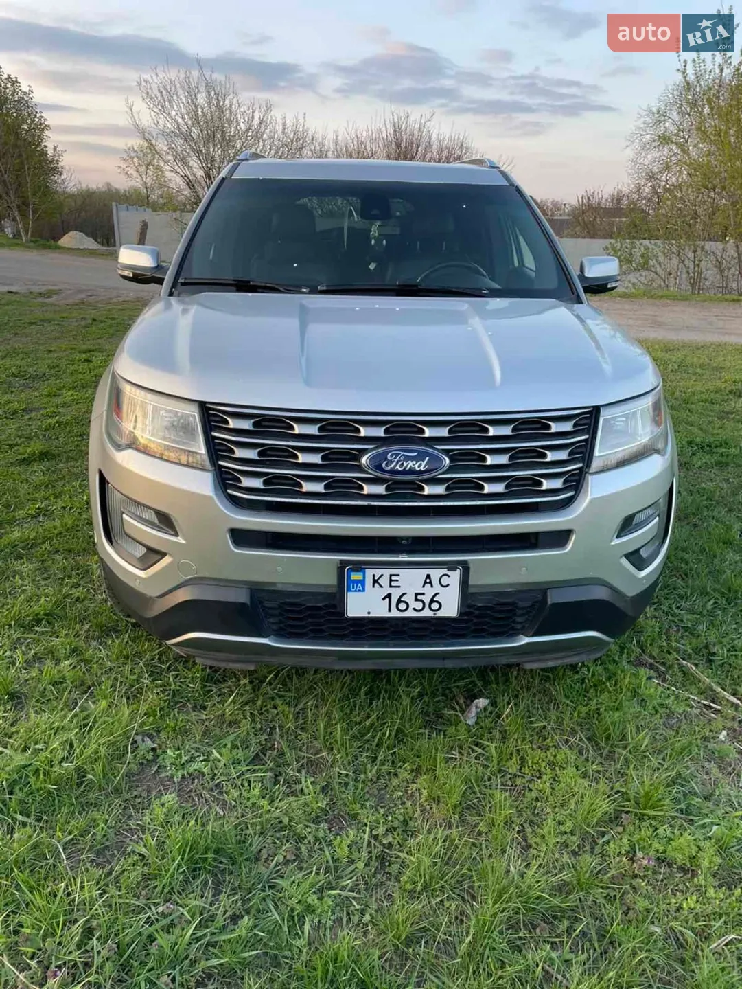 2015 Ford Explorer - фото 1