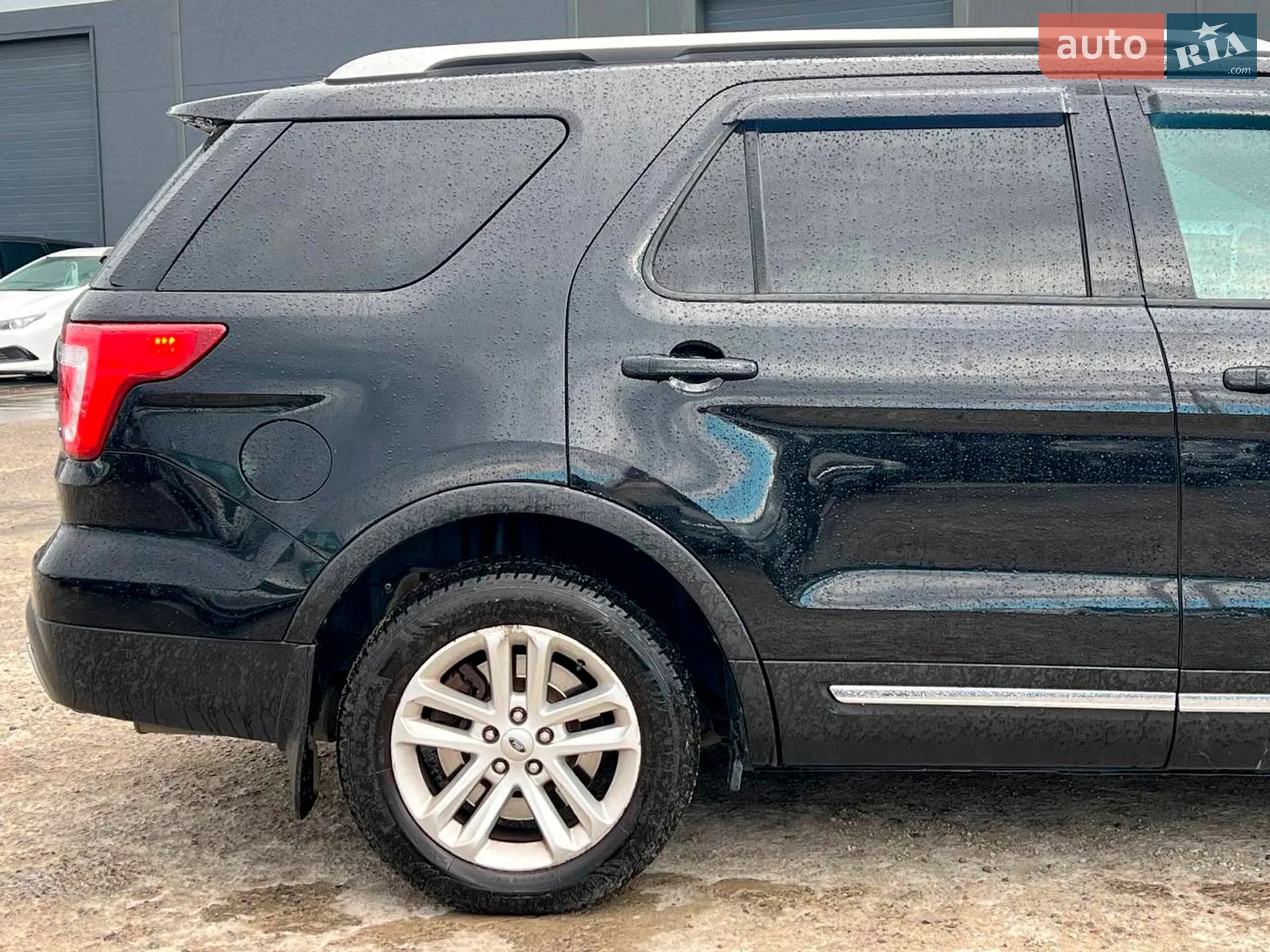 2015 Ford Explorer - мініатюра 8