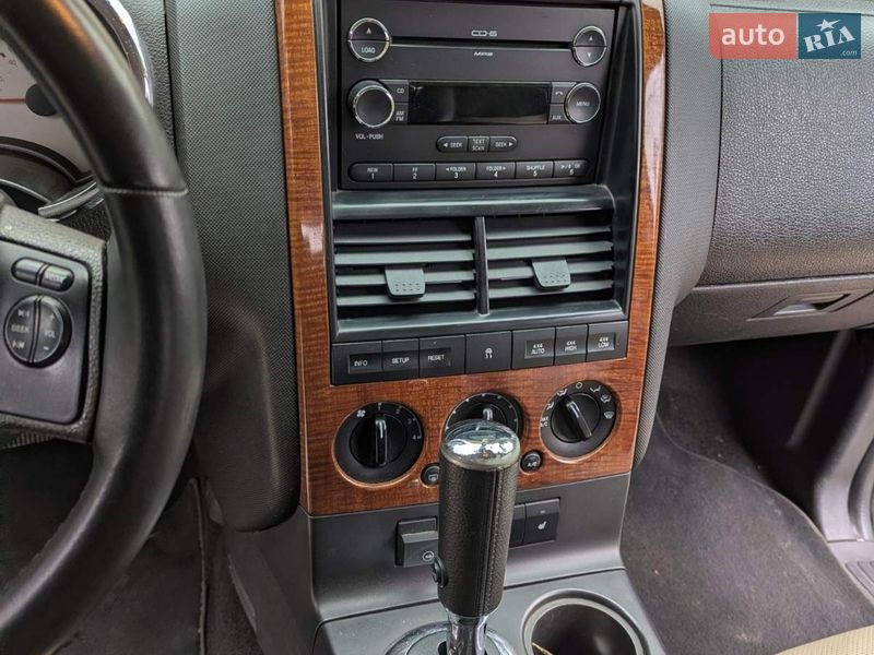 Внедорожник / Кроссовер Ford Explorer 2009 в Ровно