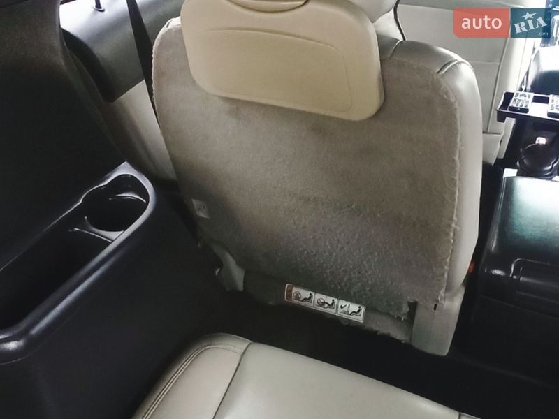 Позашляховик / Кросовер Ford Explorer 2011 в Чернівцях