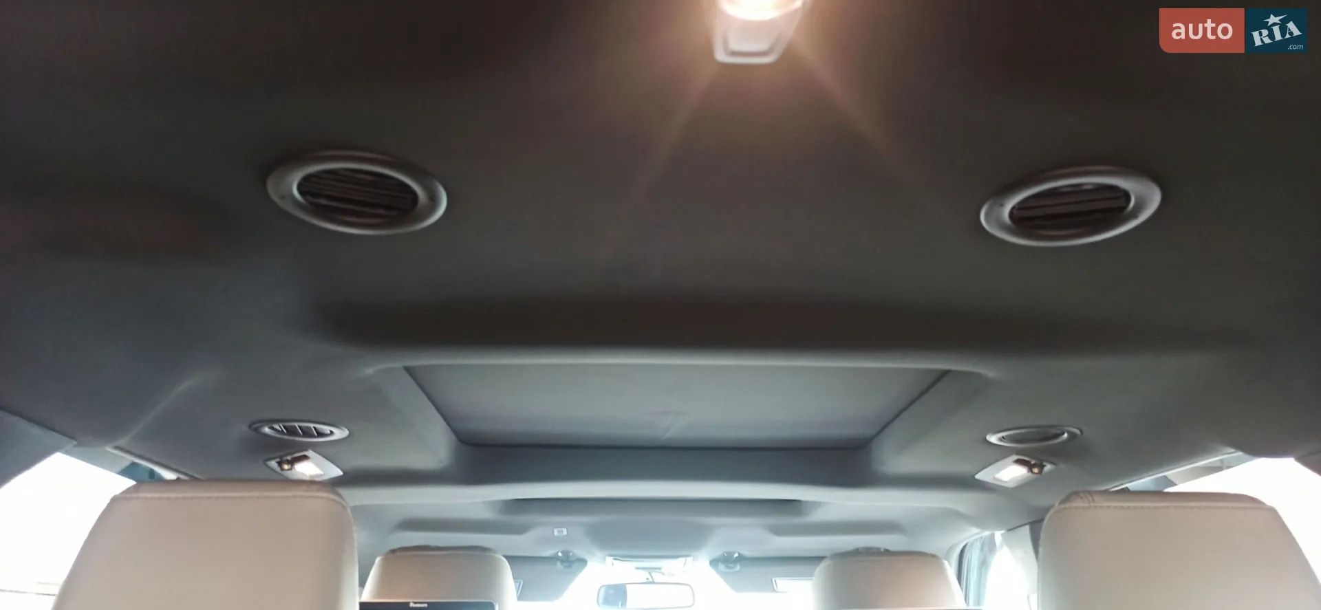 2011 Ford Explorer - мініатюра 133