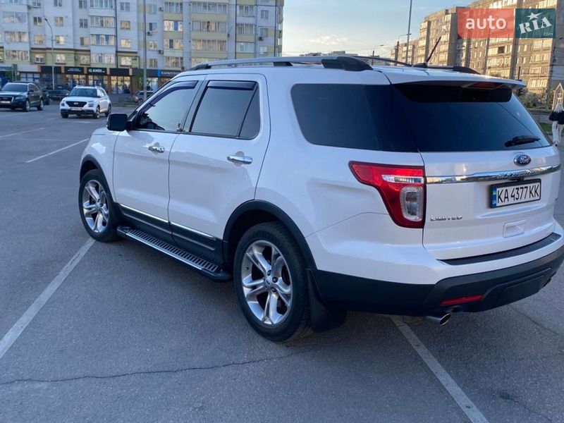 Внедорожник / Кроссовер Ford Explorer 2013 в Ивано-Франковске