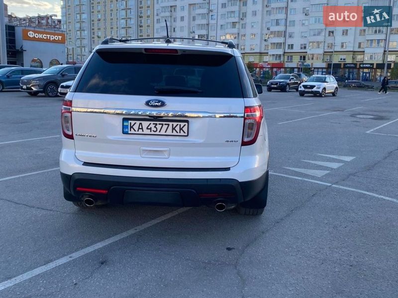 Внедорожник / Кроссовер Ford Explorer 2013 в Ивано-Франковске