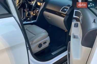 Внедорожник / Кроссовер Ford Explorer 2013 в Ивано-Франковске