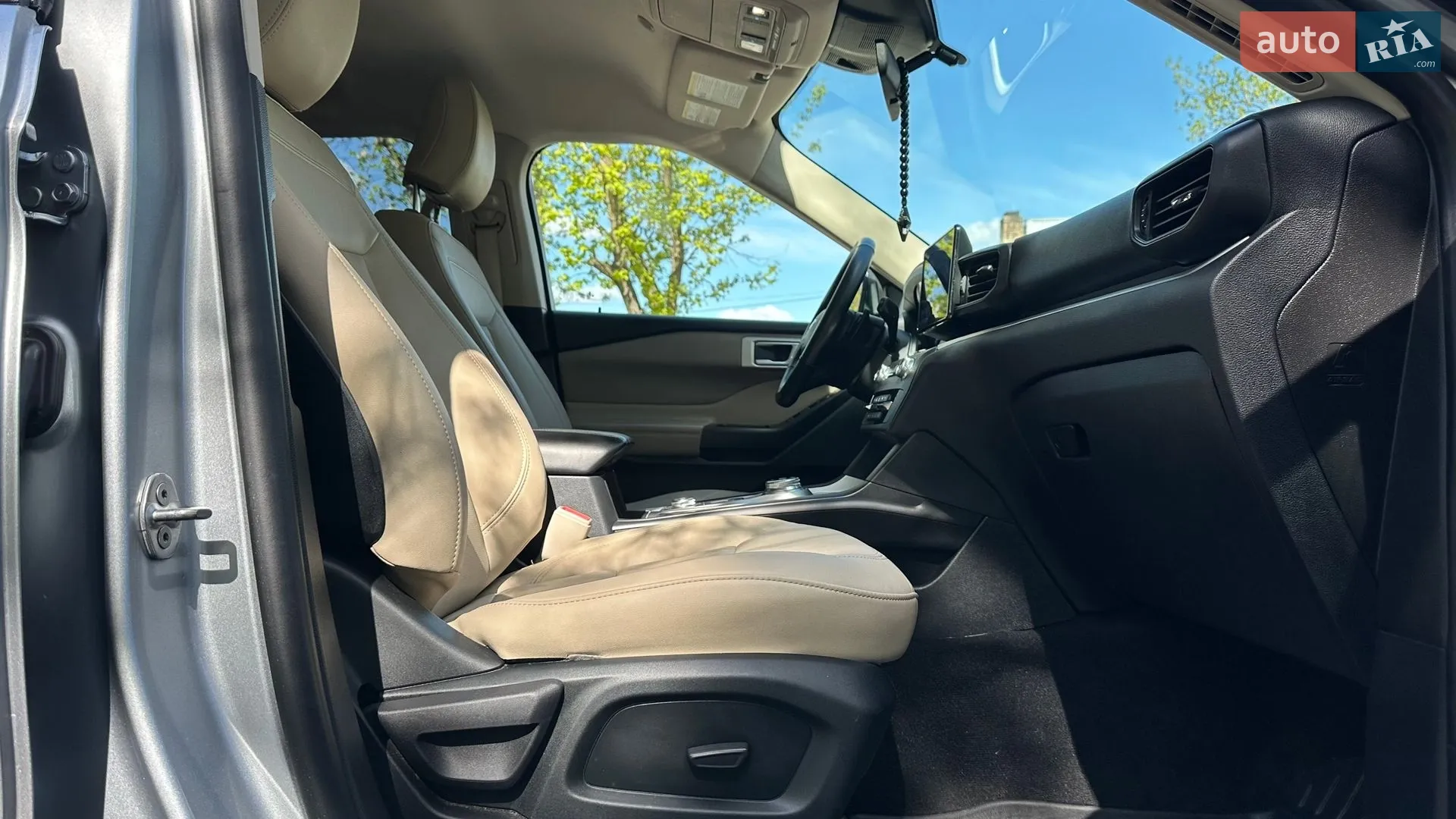 2020 Ford Explorer - мініатюра 6