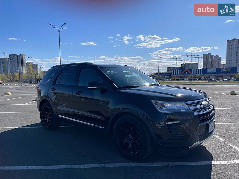 Внедорожник / Кроссовер Ford Explorer 2018 в Киеве