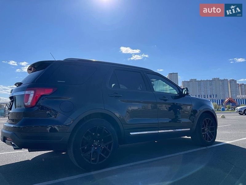 Внедорожник / Кроссовер Ford Explorer 2018 в Киеве