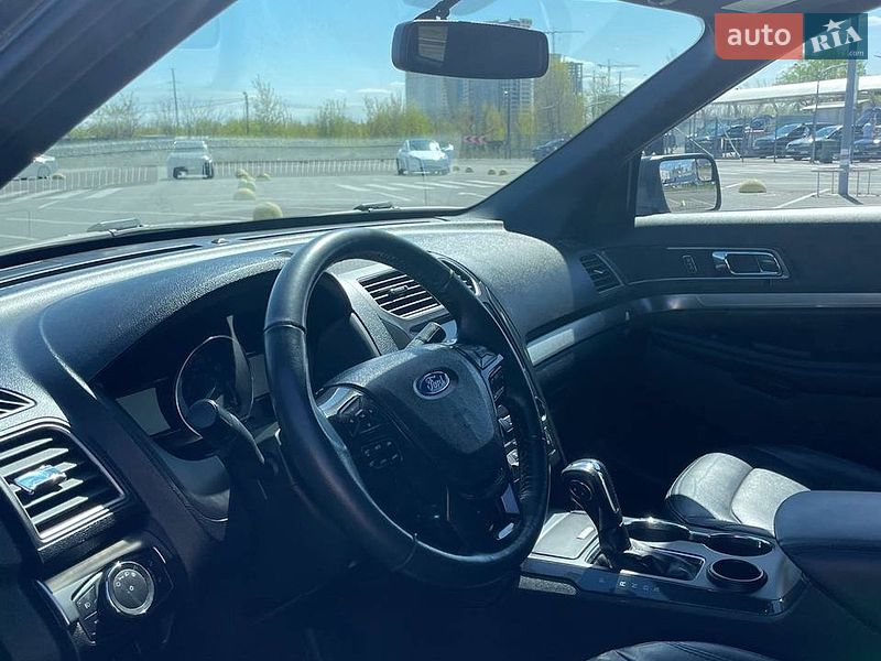 Внедорожник / Кроссовер Ford Explorer 2018 в Киеве