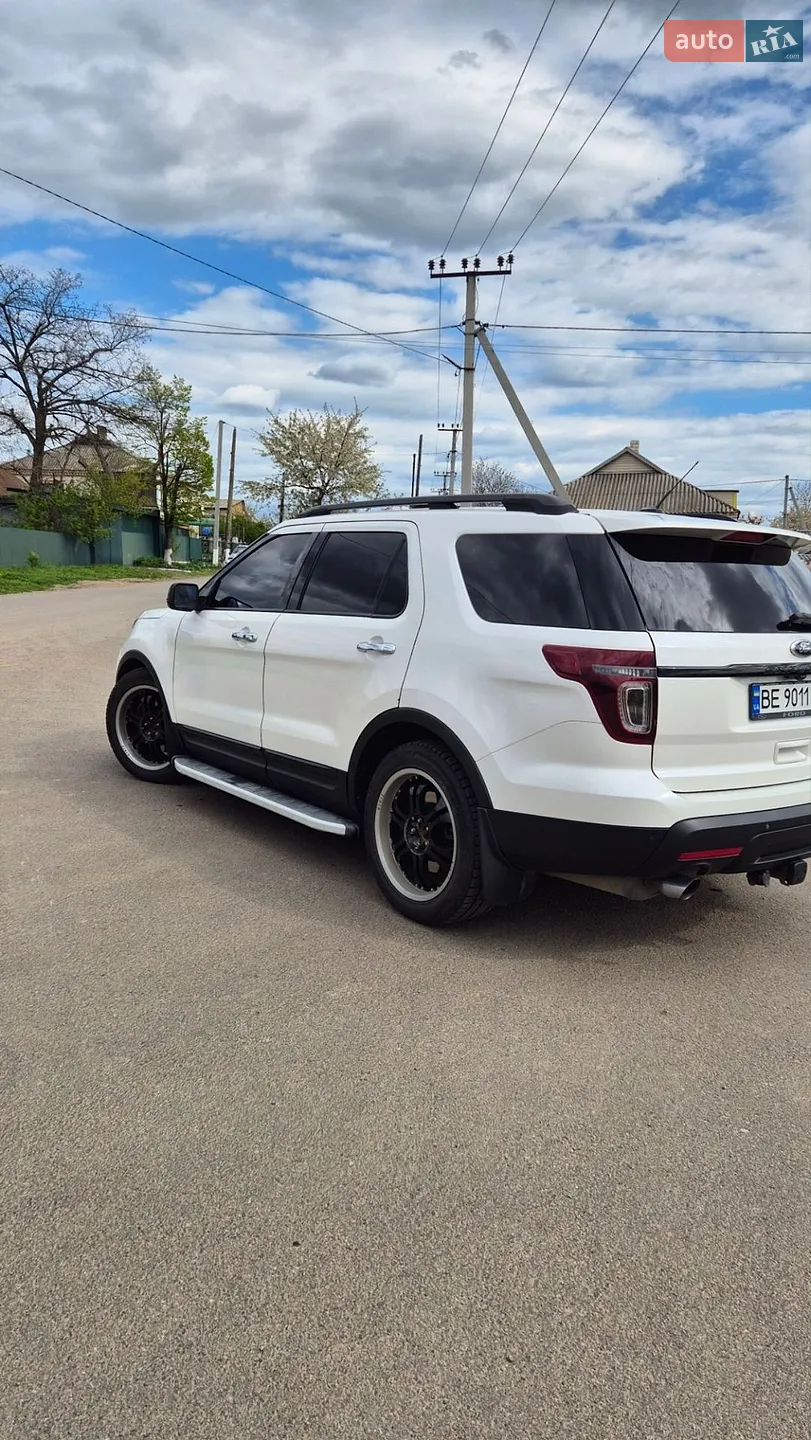 2013 Ford Explorer - мініатюра 2