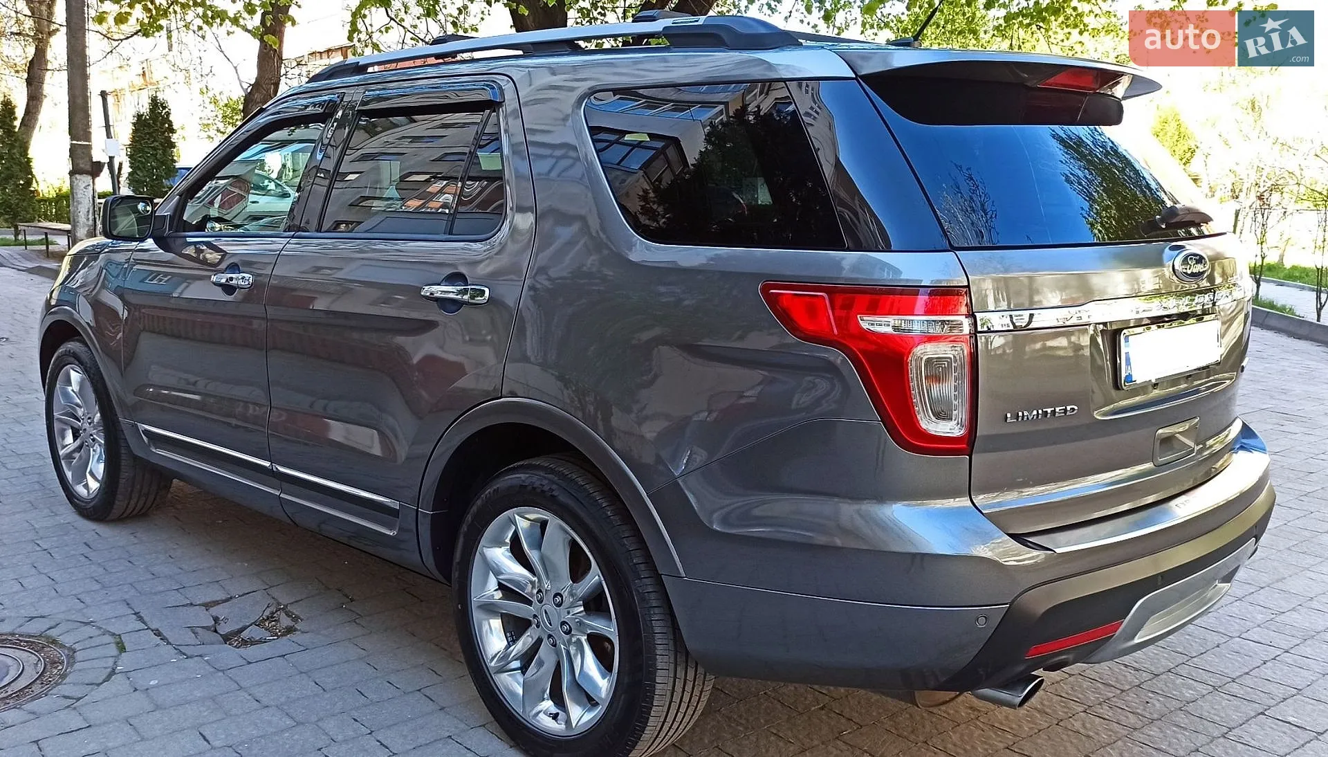 2011 Ford Explorer - мініатюра 20