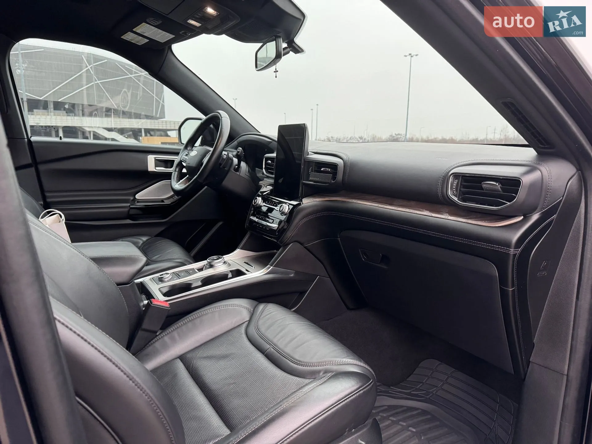 2021 Ford Explorer - мініатюра 11