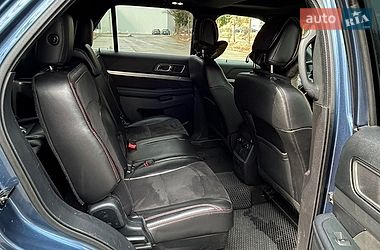 Позашляховик / Кросовер Ford Explorer 2018 в Черняхові