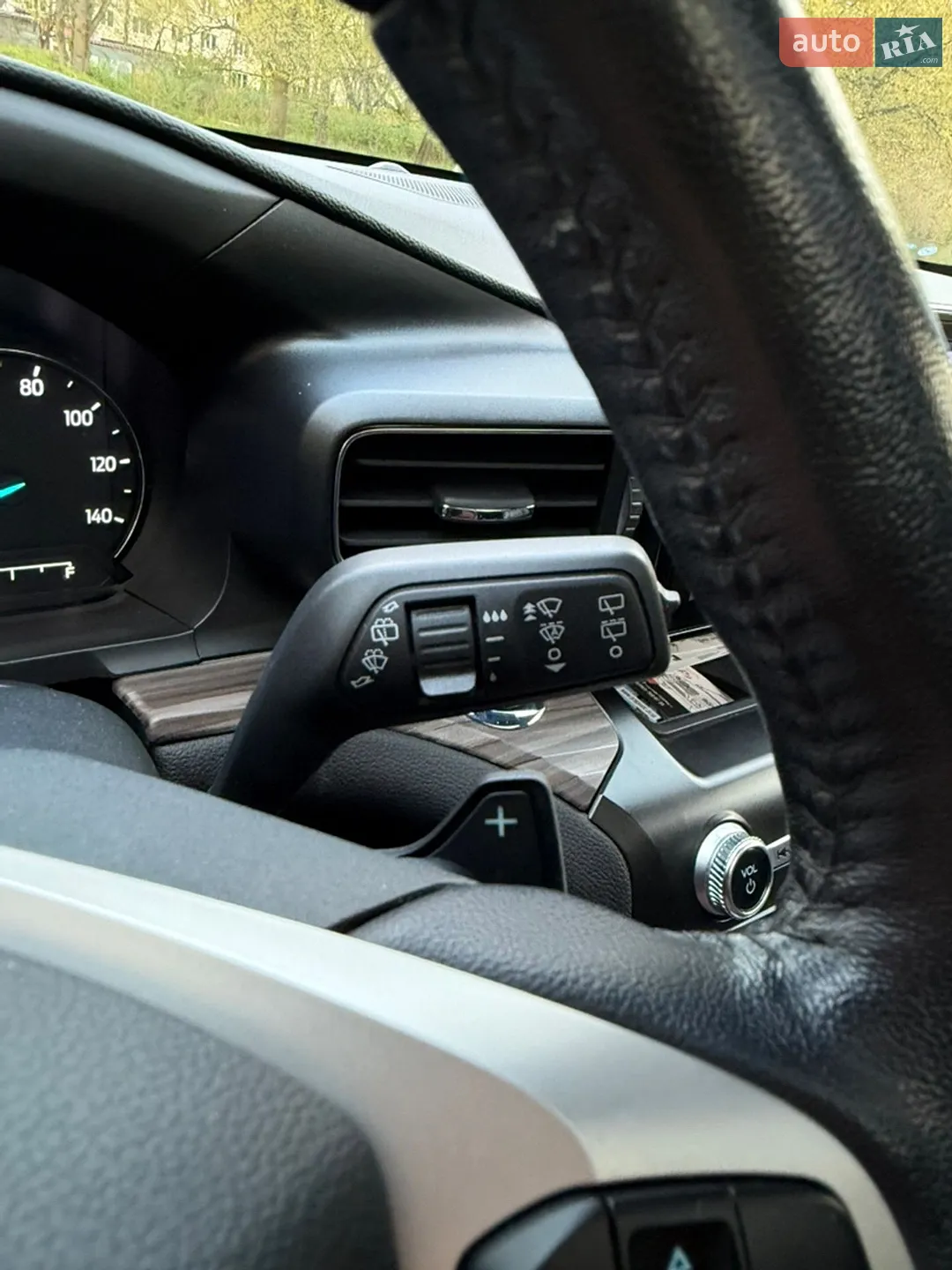 2020 Ford Explorer - мініатюра 21