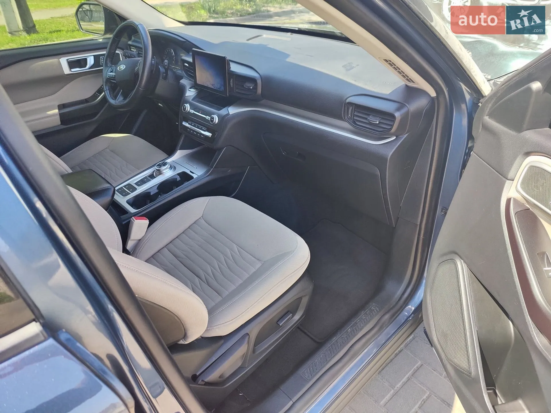 2019 Ford Explorer - мініатюра 12