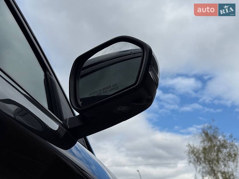 Позашляховик / Кросовер Ford Explorer 2019 в Рівному