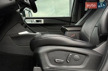 Позашляховик / Кросовер Ford Explorer 2019 в Рівному