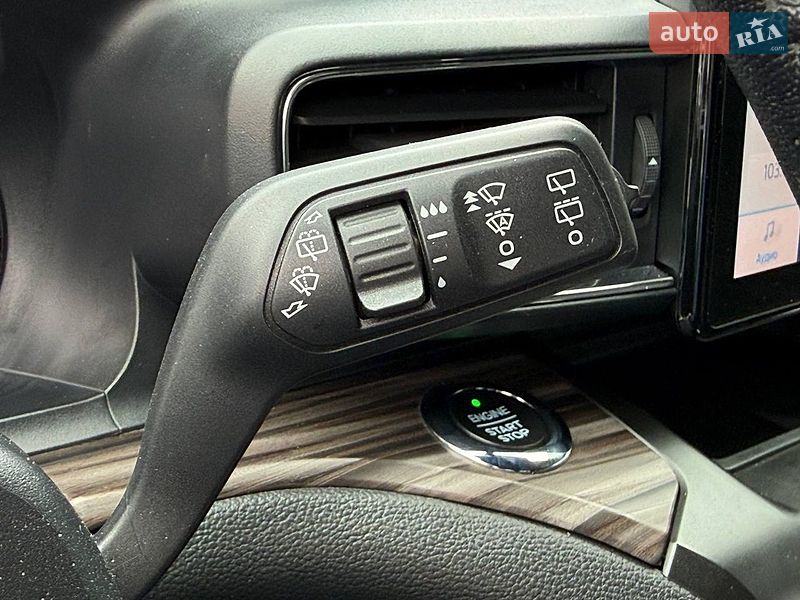 Позашляховик / Кросовер Ford Explorer 2019 в Рівному