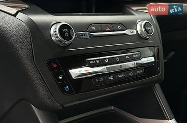 Позашляховик / Кросовер Ford Explorer 2019 в Рівному