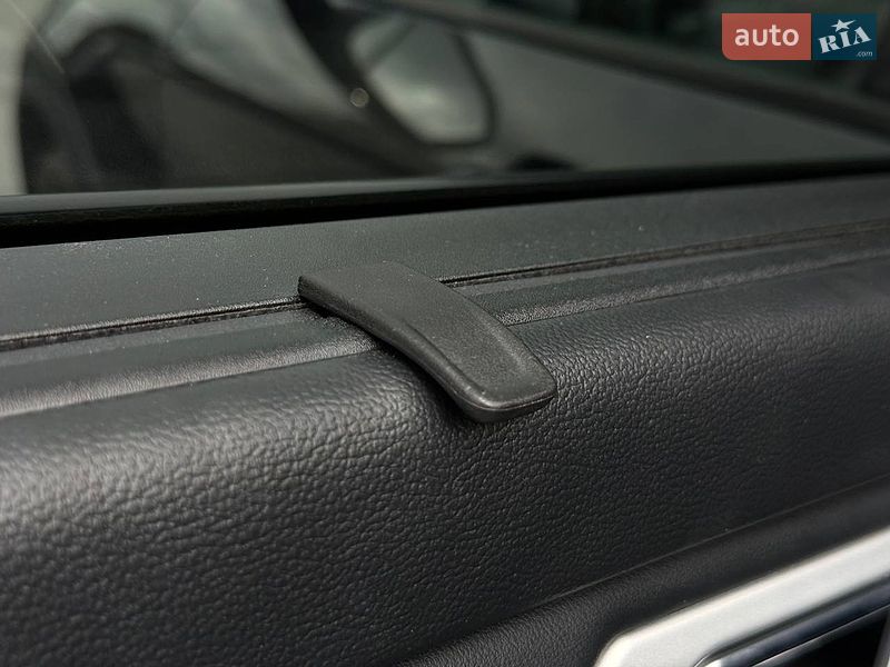 Позашляховик / Кросовер Ford Explorer 2019 в Рівному