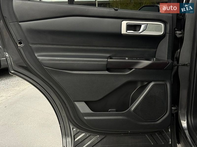 Позашляховик / Кросовер Ford Explorer 2019 в Рівному
