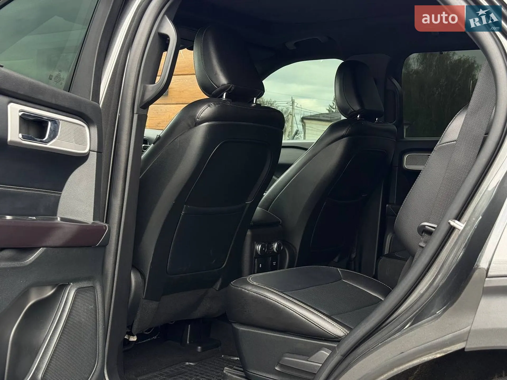 2019 Ford Explorer - мініатюра 42