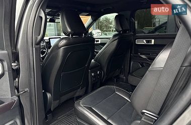 Позашляховик / Кросовер Ford Explorer 2019 в Рівному