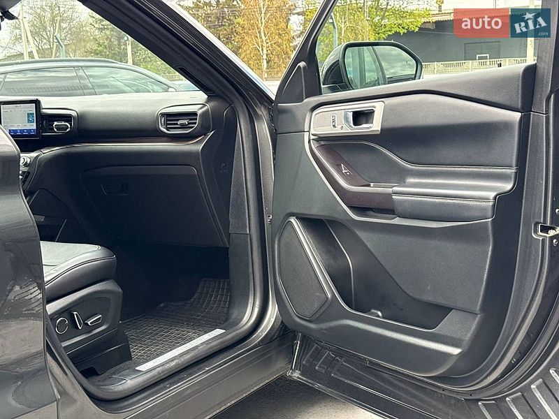 Позашляховик / Кросовер Ford Explorer 2019 в Рівному