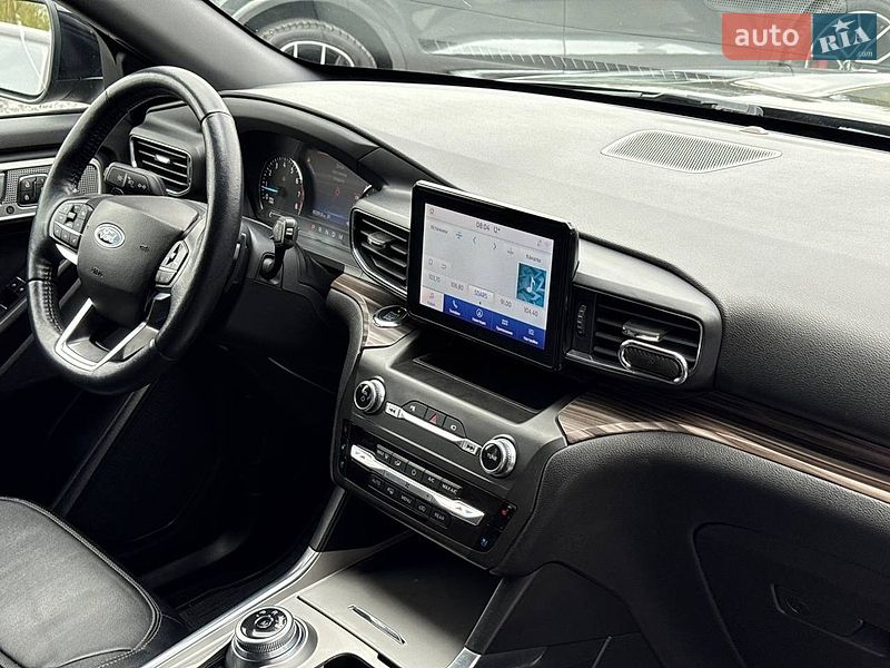 Позашляховик / Кросовер Ford Explorer 2019 в Рівному