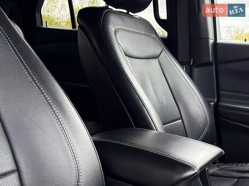 Позашляховик / Кросовер Ford Explorer 2019 в Рівному