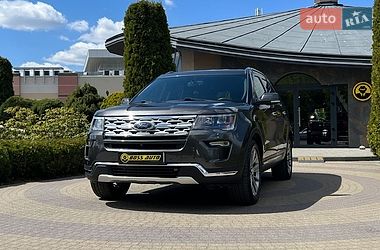 Позашляховик / Кросовер Ford Explorer 2018 в Львові