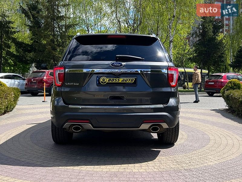 Позашляховик / Кросовер Ford Explorer 2018 в Львові