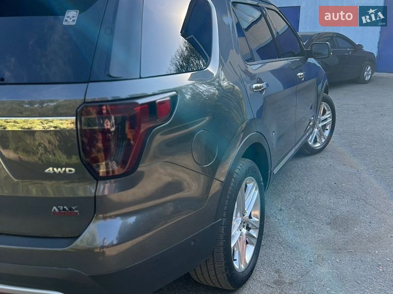 Внедорожник / Кроссовер Ford Explorer 2017 в Соленом