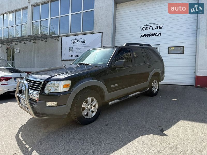 Позашляховик / Кросовер Ford Explorer 2005 в Києві
