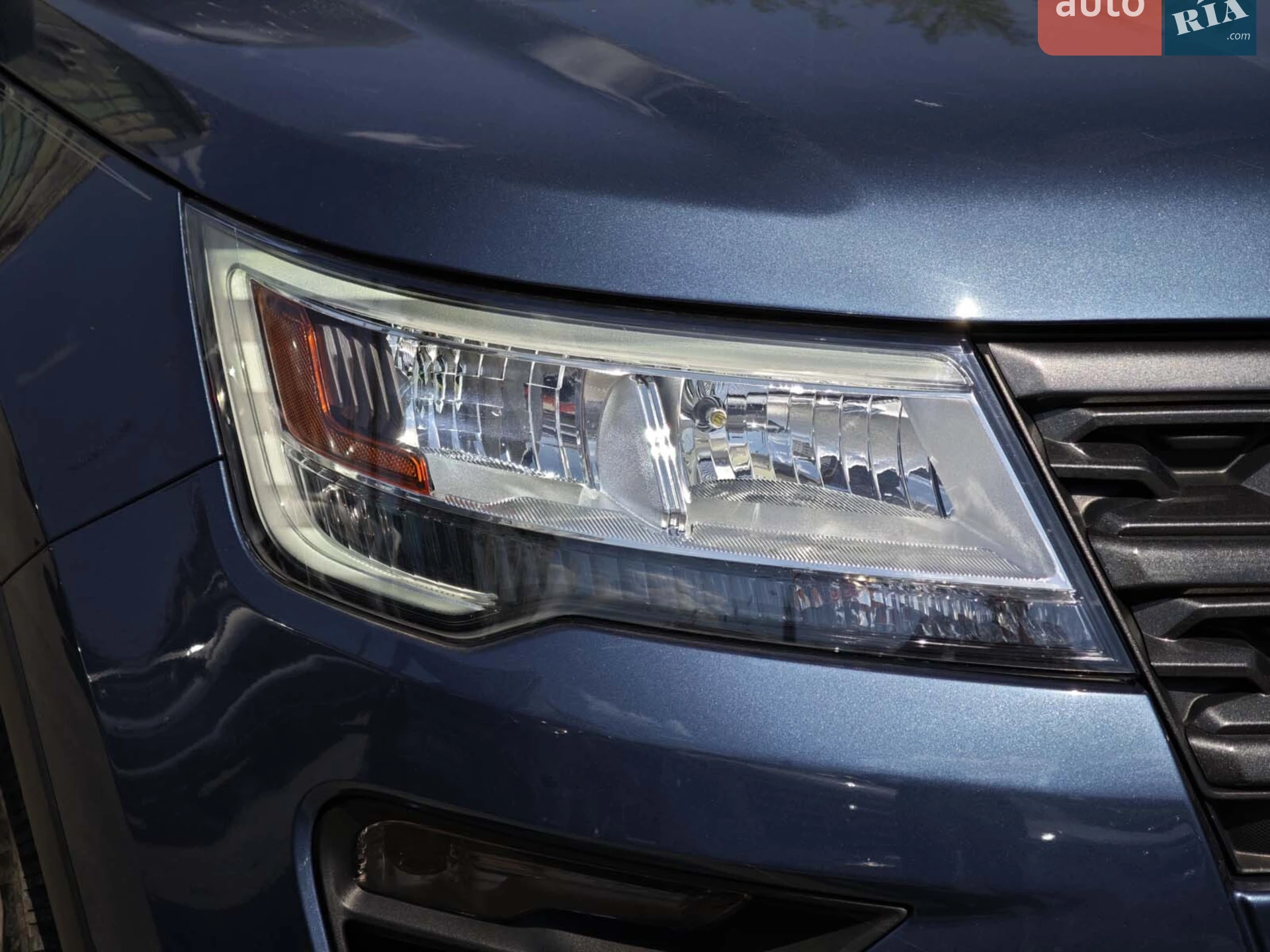 2018 Ford Explorer - мініатюра 4