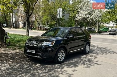 Позашляховик / Кросовер Ford Explorer 2018 в Івано-Франківську