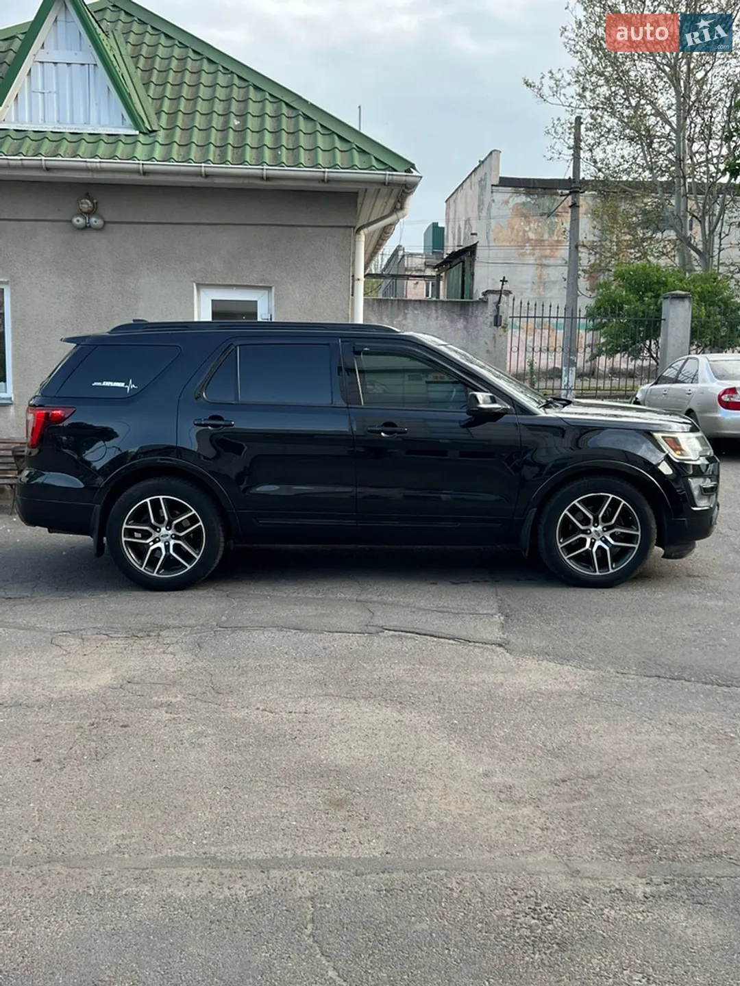 2016 Ford Explorer - мініатюра 6